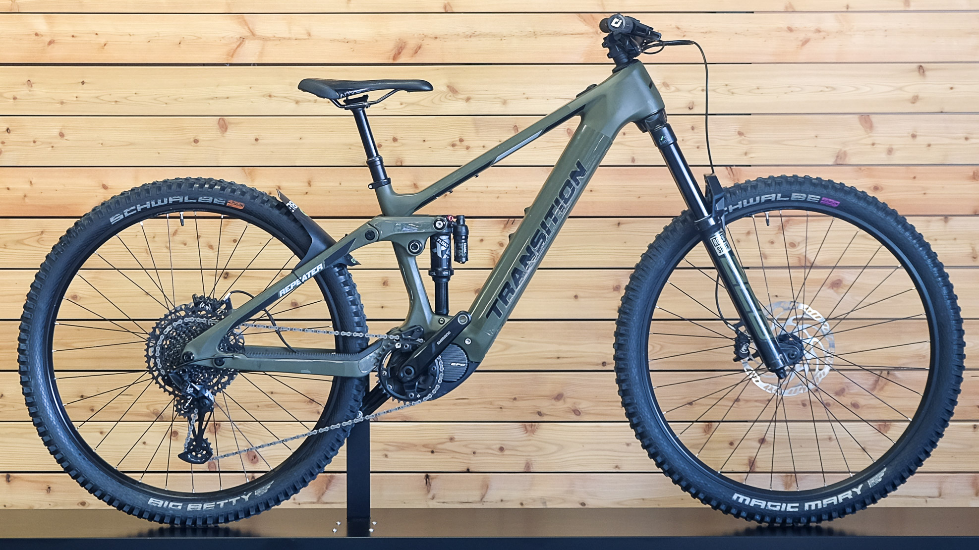 EX DEMO - REPEATER Carbon NX - Large (477)